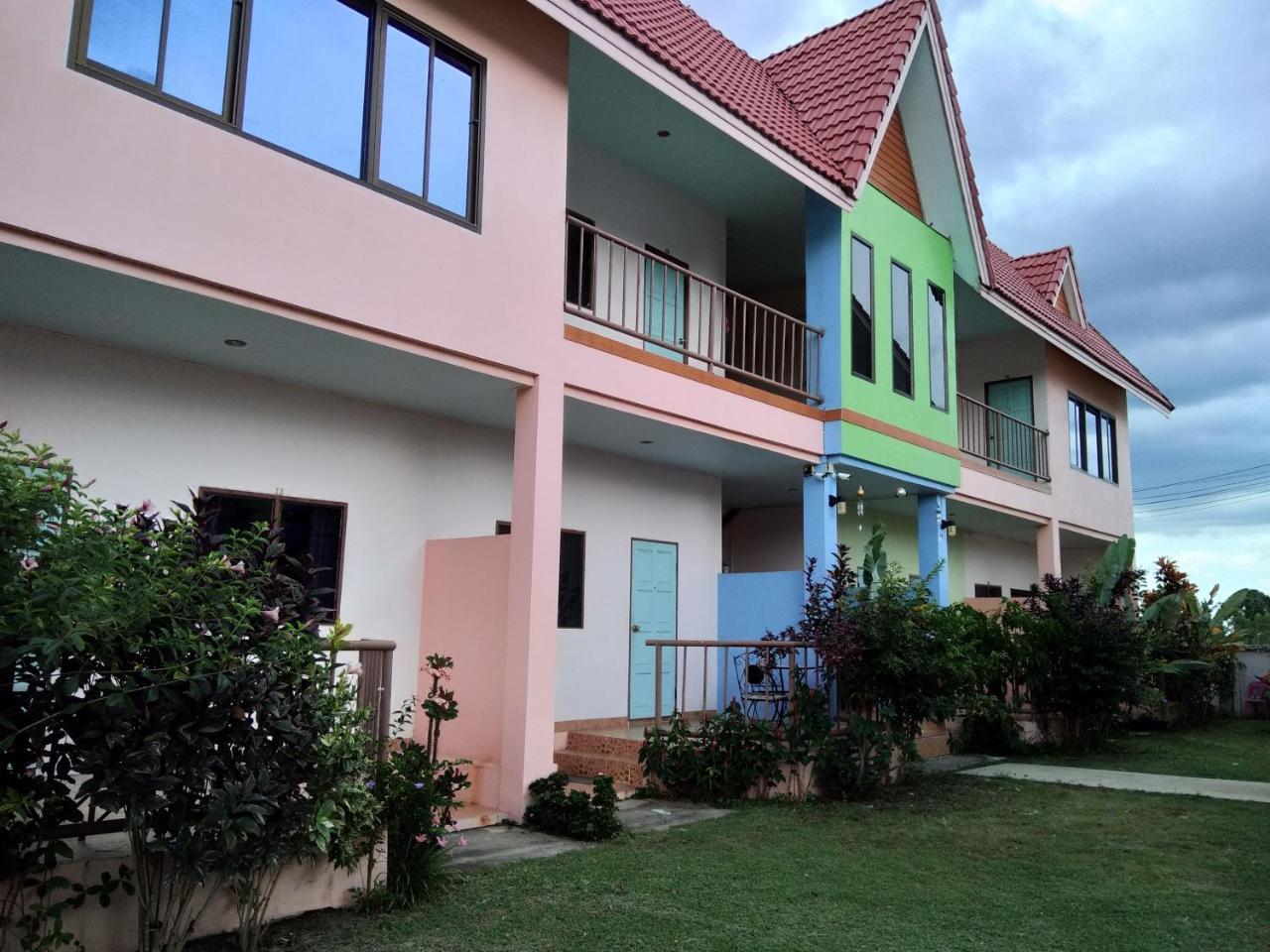 Khun Han Peace Pool Resort מראה חיצוני תמונה